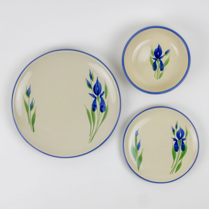 Field of Iris Coupe Dinner Set