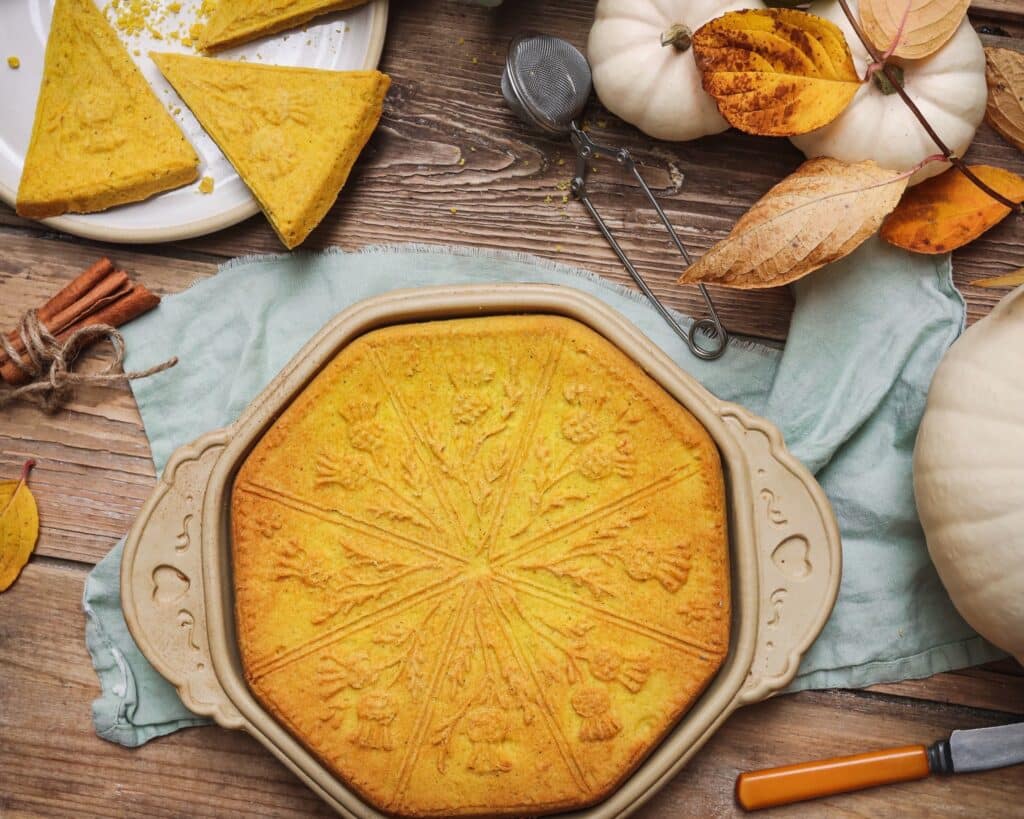 Photo of pumpkin spiced shortbread baked in an Emerson Creek Thistle Shortbread Pan